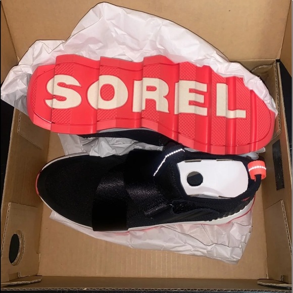 Sorel Black Noir Kinetic Sneak Sneakers 6.5 - Picture 2 of 8